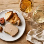 Foie gras vin : foie gras mi-cuit, verre blanc moelleux et rouge souple