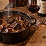 Accord mets vins carbonade flamande : carbonade et vin rouge